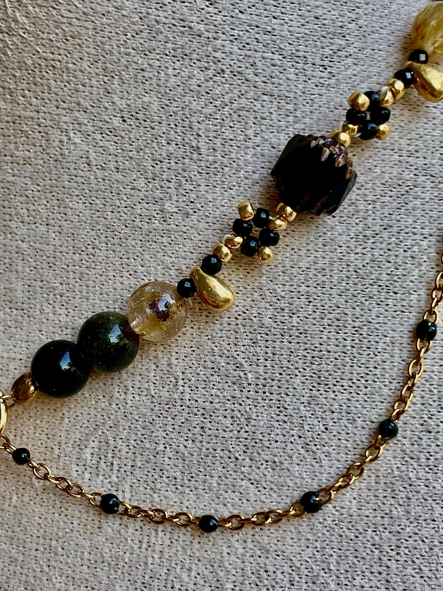 Nyx - Collier